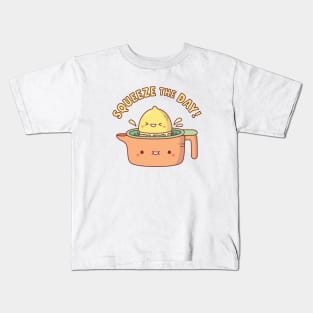 Funny Squeeze The Day Lemon Pun Kids T-Shirt